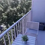 D'anjou - Grand Avec Balcon Et Parking Privatif Appartement