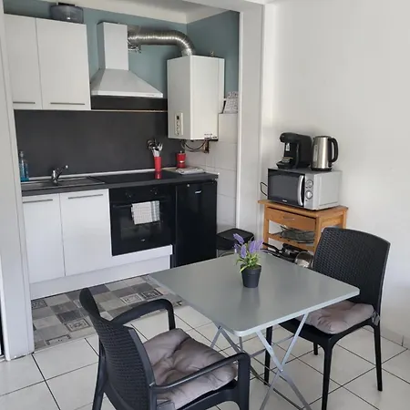 D'anjou - Grand Avec Balcon Et Parking Privatif Appartement Perpignan